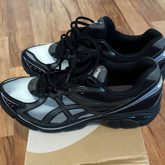 ASICS GT2160 Black and GunMetal Athletic Shoes - Picture 4 of 5